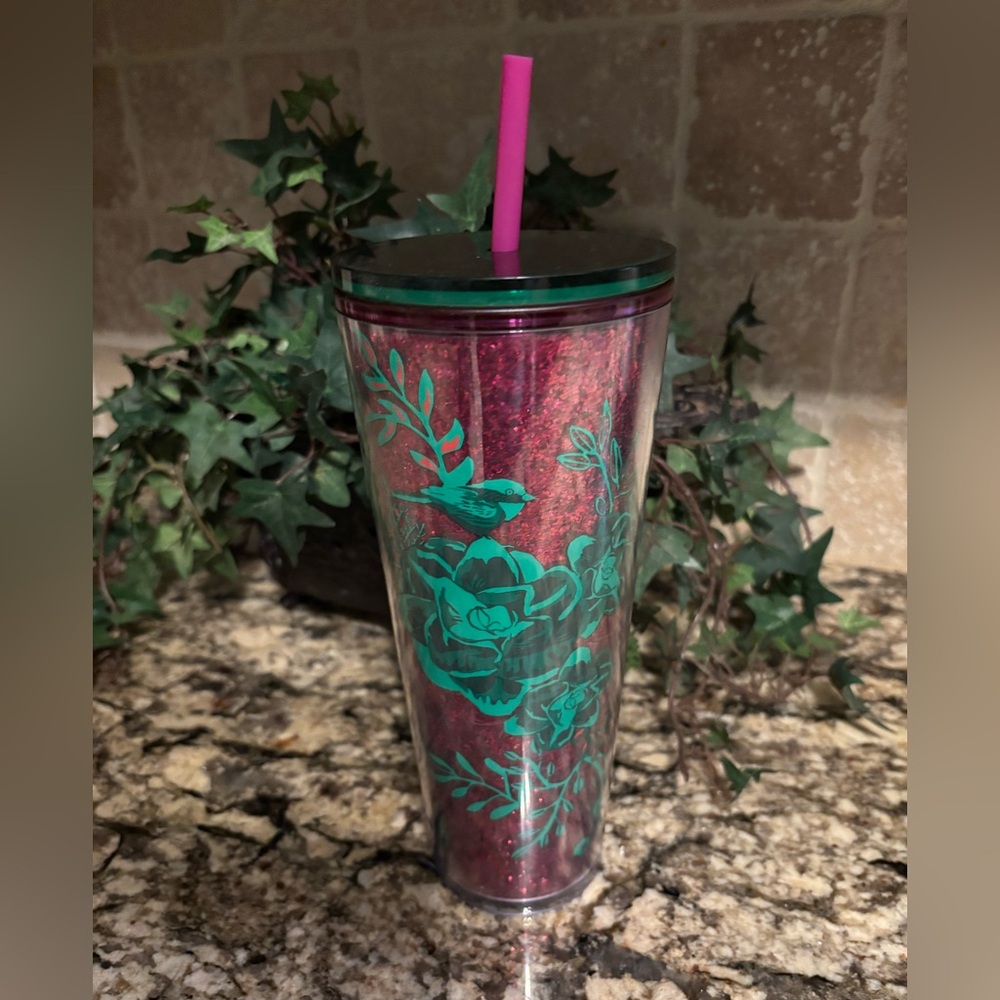 Starbucks Christmas Holiday
2022 Flowers Glitter 24 oz Cold
Cup Tumbler